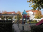 Gepflegter Kinderspielplatz - Hübsche 2-Zimmerwohnung mit Balkon, oberste Etage!